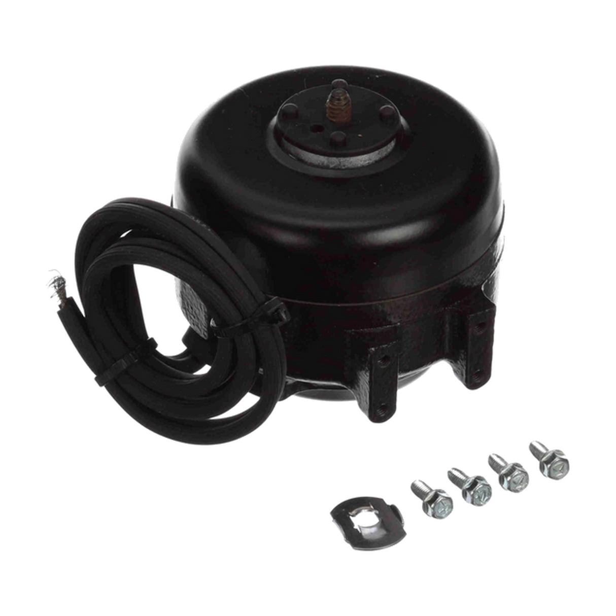 UB586