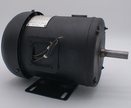 3TB56, Eberle, 1-1/2Hp, 3500 Rpm, 575 Volts, Frame:56, Tefc, LT019405, - Electrical Motors - E-Motor Nations - electric motors - [product_tags]- motor electric - moteur électrique - moteurs - drive - replacement - venmar - hvac - méchoui - capacitor - condensateur - fan